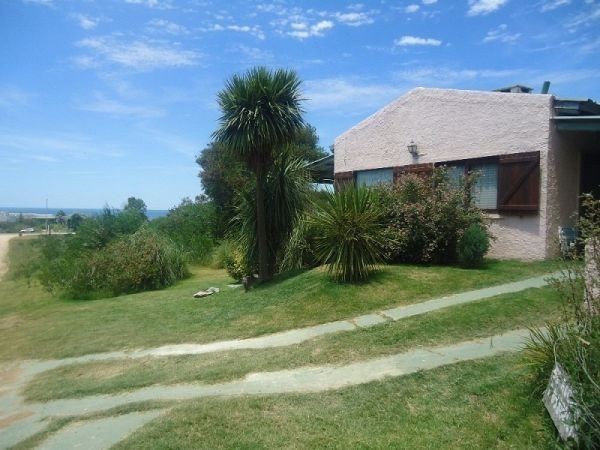 Casa en alquiler en Altos de Punta Piedras